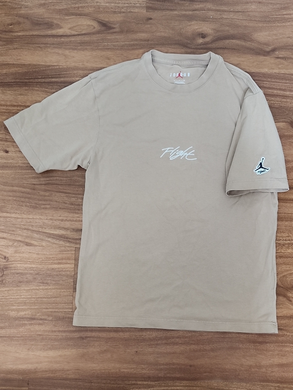Jordan Nike Flight Logo Men’s T-Shirt in Beige Small Mens